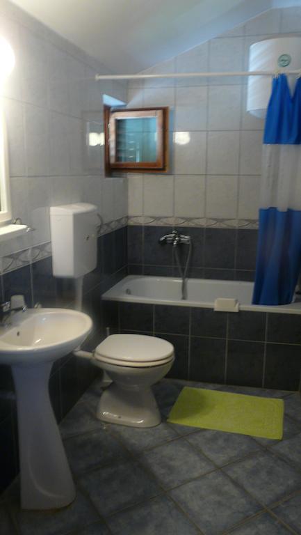 Guest House Zivkovic Sveti Stefan Værelse billede
