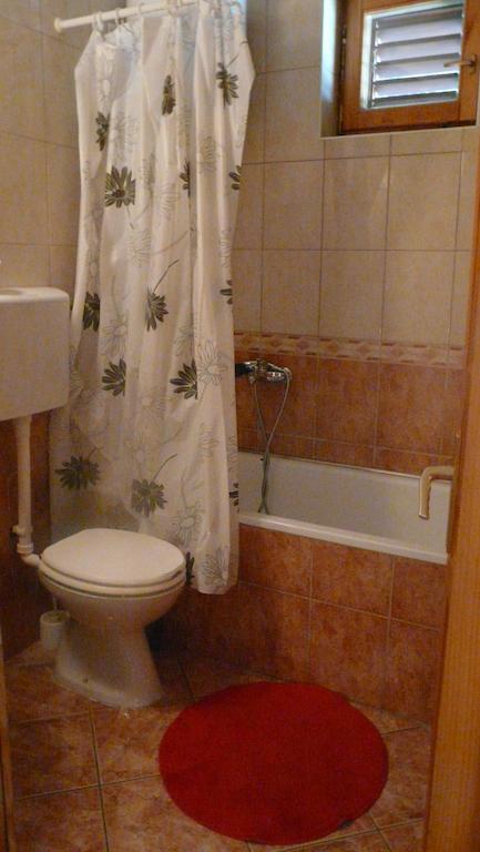 Guest House Zivkovic Sveti Stefan Værelse billede